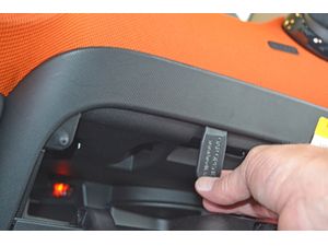 Brodit Montážny držiak ProClip pre Smart ForTwo 15-23, vpravo uprostred