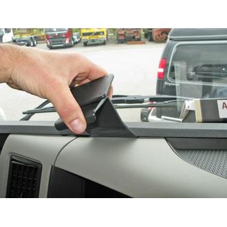 Brodit ProClip montážna konzola pre Volvo FM 14-20, na stred hore