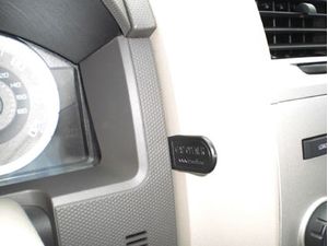 Brodit ProClip pre Ford Escape/Mazda Tribute 08-12 US, vľavo uprostred