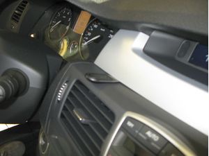 Brodit ProClip montážna konzola pre Renault Laguna 08-15, na stred