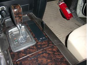 Brodit ProClip montážna konzola pre Toyota LandCruiser V8 08-15, na stred vpravo dole