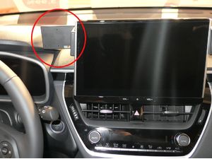 Montážny držiak Brodit ProClip pre Toyotu Corolla 23-23/Corolla Cross 23-24, pre stred