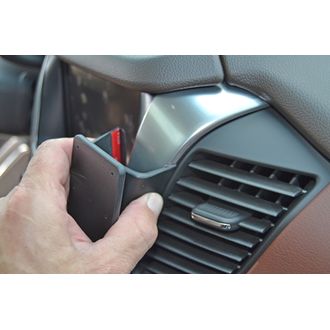 Brodit ProClip montážna konzola pre Chevrolet Suburban/Tahoe 15-19, na stred vpravo