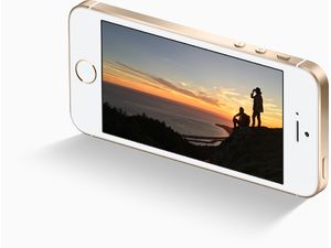 Apple iPhone SE (2016) 64GB, zlatá