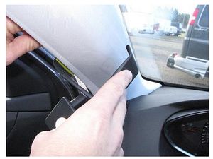 Brodit ProClip montážna konzola pre Peugeot 308 14-21, vľavo na stĺpik