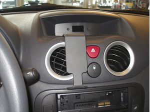 Brodit ProClip montážna konzola pre Citroen C2/C3/Pluriel 06-09, na stred vľavo