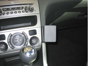 Brodit ProClip montážna konzola pre Peugeot 308 08-14, na stred vpravo