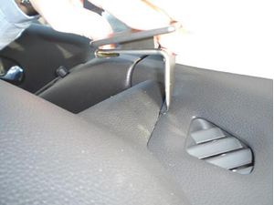 Brodit ProClip montážna konzola pre Nissan Murano/CrossCabriolet 09-14, vľavo nad mriežku ventilácie