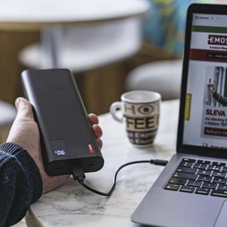 EMOS powerbank NTBF30, 27 000 mAh, 100 W PD, čierna
