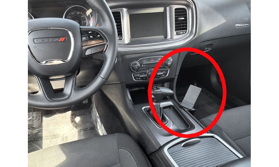 Montážny držiak Brodit ProClip pre Dodge Charger 11-23 USA, stredom doprava nadol