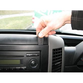 Brodit ProClip pre Mercedes Benz Sprinter 07-18/Volkswagen Crafter 07-16, na stred