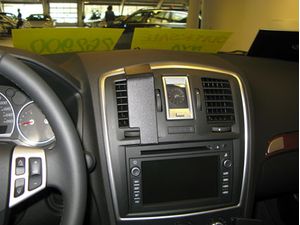 Brodit ProClip montážna konzola pre Cadillac BLS 06-10, na stred