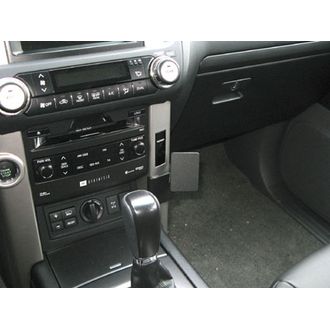 Brodit ProClip pre Toyota LandCruiser/Prado 15-18/LandCruiser 150 15-17, na stred vpravo