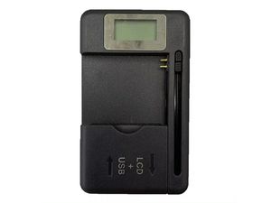 Univerzálna nabíjačka batérií s displejom pre 220V alebo USB zásuvku