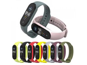 Mobilly Náhradný silikónový remienok pre Xiaomi Mi Band 5/6, čierny