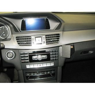 Brodit ProClip montážna konzola pre Mercedes Benz E-Class Sedan/Stationwagon 14-16, na stred