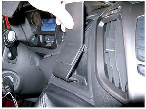 Brodit ProClip pre Ford Transit 14-19/Transit Tourneo 14-18/Tourneo Custom 13-18, na stred vľavo