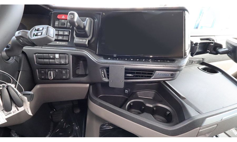Brodit Montážny držiak ProClip pre Scania R/S 25-25, na stred