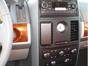 Brodit ProClip montážna konzola pre Chrysler Town & Country 08-11 (Grand Voyager 08-11), na stred