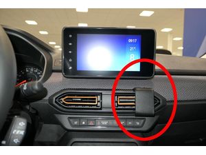 Brodit Montážny držiak ProClip pre Dacia Sandero 21-24/Jogger 22-24, na stred