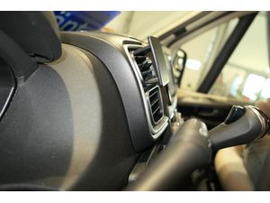 Brodit Montážny držiak ProClip pre Fiat Ducato 22-24, vľavo uprostred