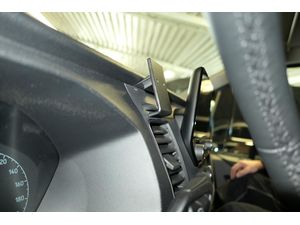 Brodit ProClip Ford Transit 20-24/Transit Custom 18-23/Tourneo Custom 19-22, na strede