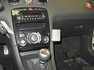 Brodit ProClip montážna konzola pre Peugeot RCZ 10-16, na stred vpravo dole