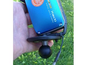 RAM Mounts adaptér so statívovým závitom pre veľké fotoaparáty a zrkadlovky s 1" kolíkom, RAM-B-202AU