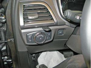 Brodit ProClip montážna konzola pre Ford Mondeo 15-22, vľavo na mriežku ventilácie