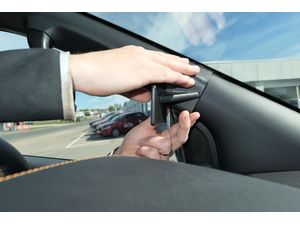 Brodit ProClip Ford Ranger/Ranger Wildtrak 16-22/Ranger Raptor 19-22, vľavo na stĺpiku