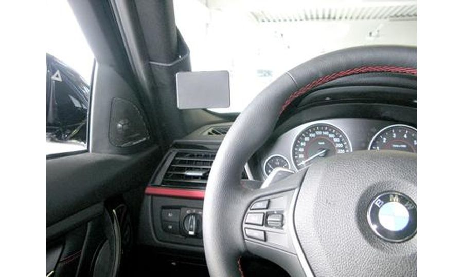 Brodit ProClip montážna konzola pre BMW 3 (F30, F31) 12-19, vľavo na stĺpik