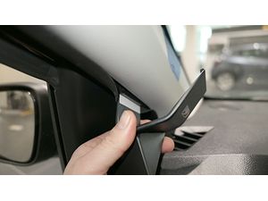 Brodit Montážny držiak ProClip pre Dacia Sandero 21-24/Jogger 22-24, vľavo na stĺpik