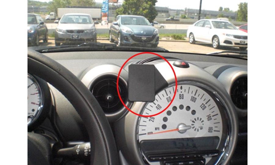 Brodit ProClip montážny držiak pre Mini Cooper Countryman/Paceman 15-16, na strede