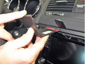 Brodit ProClip montážna konzola pre Škoda Yeti 16-17, na stred