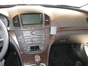 Brodit ProClip montážna konzola pre Opel Insignia 09-13, na stred vpravo