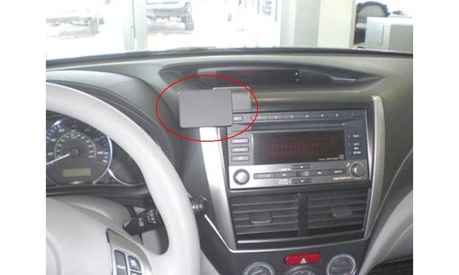 Brodit ProClip pre Subaru Impreza/Forester 08-12/Outback Sport 08-11/WRX 08-14, na stred