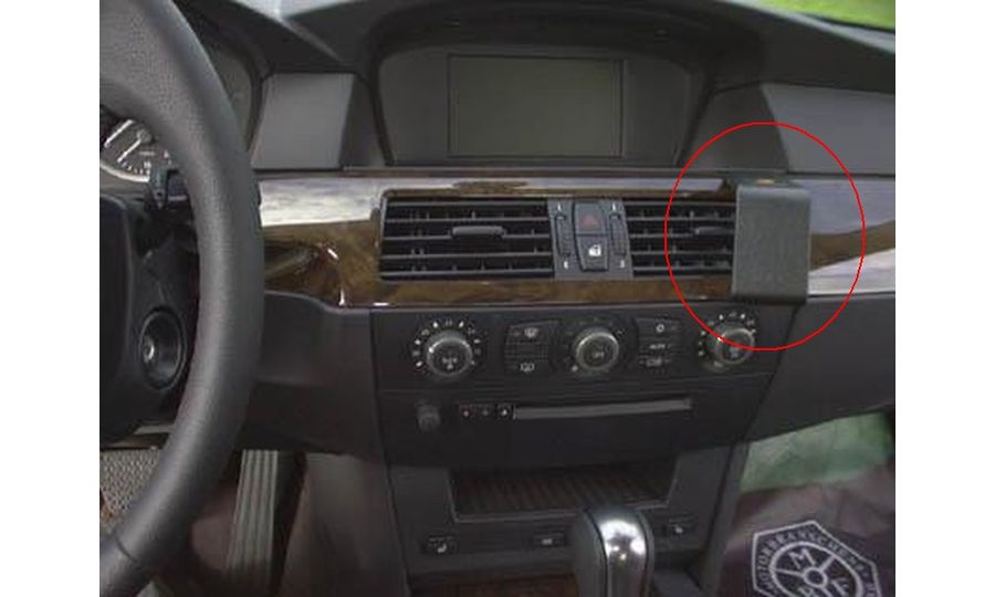 Brodit ProClip montážna konzola pre BMW 520-545/M5 E60, E61 04-10, na stred vpravo