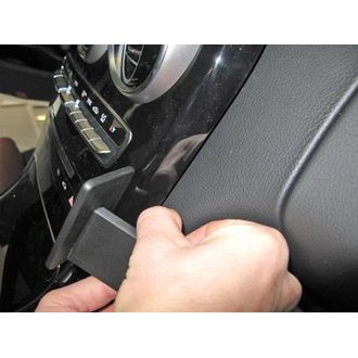 Brodit ProClip Mercedes Benz C-Class (180-320) 14-21 (len automat, nie drevený panel), na stred