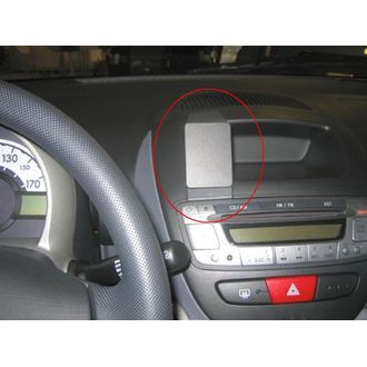 Brodit ProClip montážna konzola pre Citroen C1/Peugeot 107/Toyota AYGO 06-14, na stred vľavo