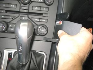 Brodit ProClip montážna konzola pre Saab 9-5 11-12, stred. tunel
