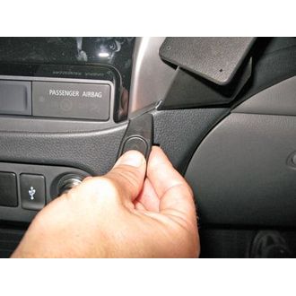Brodit ProClip montážna konzola pre Fiat Fullback 16-21/Mitsubishi L200 16-19, na stred vpravo