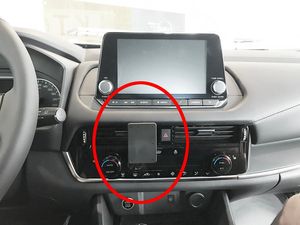 Brodit ProClip pre Nissan Qashqai/X-Trail 22-24/Rogue 21-23, pre stred