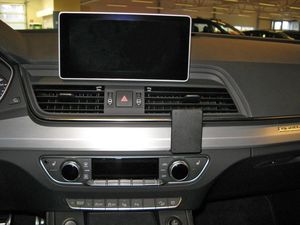 Brodit Montážny držiak ProClip pre Audi Q5 17-24, pre stred