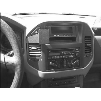 Brodit ProClip montážna konzola pre Mitsubishi Pajero 00-06/Montero 01-07, na stred