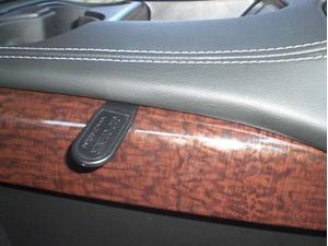 Brodit ProClip montážna konzola pre Chevrolet Suburban/Tahoe/GMC Yukon 15-20, na stred vpravo dole