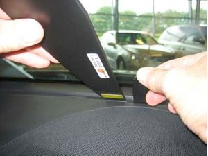 Brodit ProClip pre Mercedes Benz E-Class (200-430) Sedan 02-08, zosilnené prevedenie, na stred