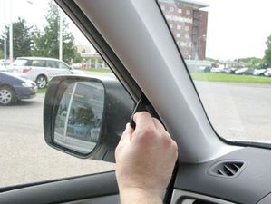 Brodit ProClip montážna konzola pre Subaru Forester 08-12, vľavo na stĺpik