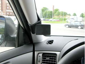 Brodit ProClip montážna konzola pre Subaru Forester 08-12, vľavo na stĺpik