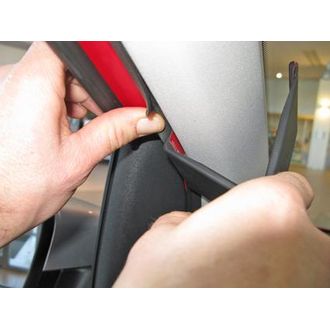 Brodit ProClip pre Škoda Citigo/Seat Mii 12-22/Volkswagen UP 12-22, vľavo na stĺpik