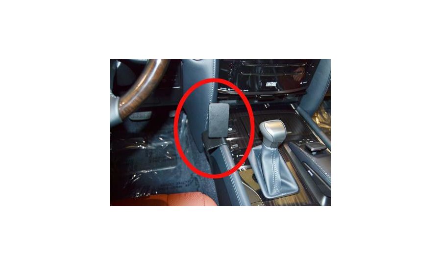 Brodit ProClip montážna konzola pre Lexus LX Series 16-22, na stred vľavo dole